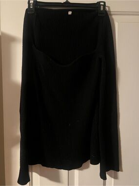 Black Women's Ribbed Sweater - Classic Knit